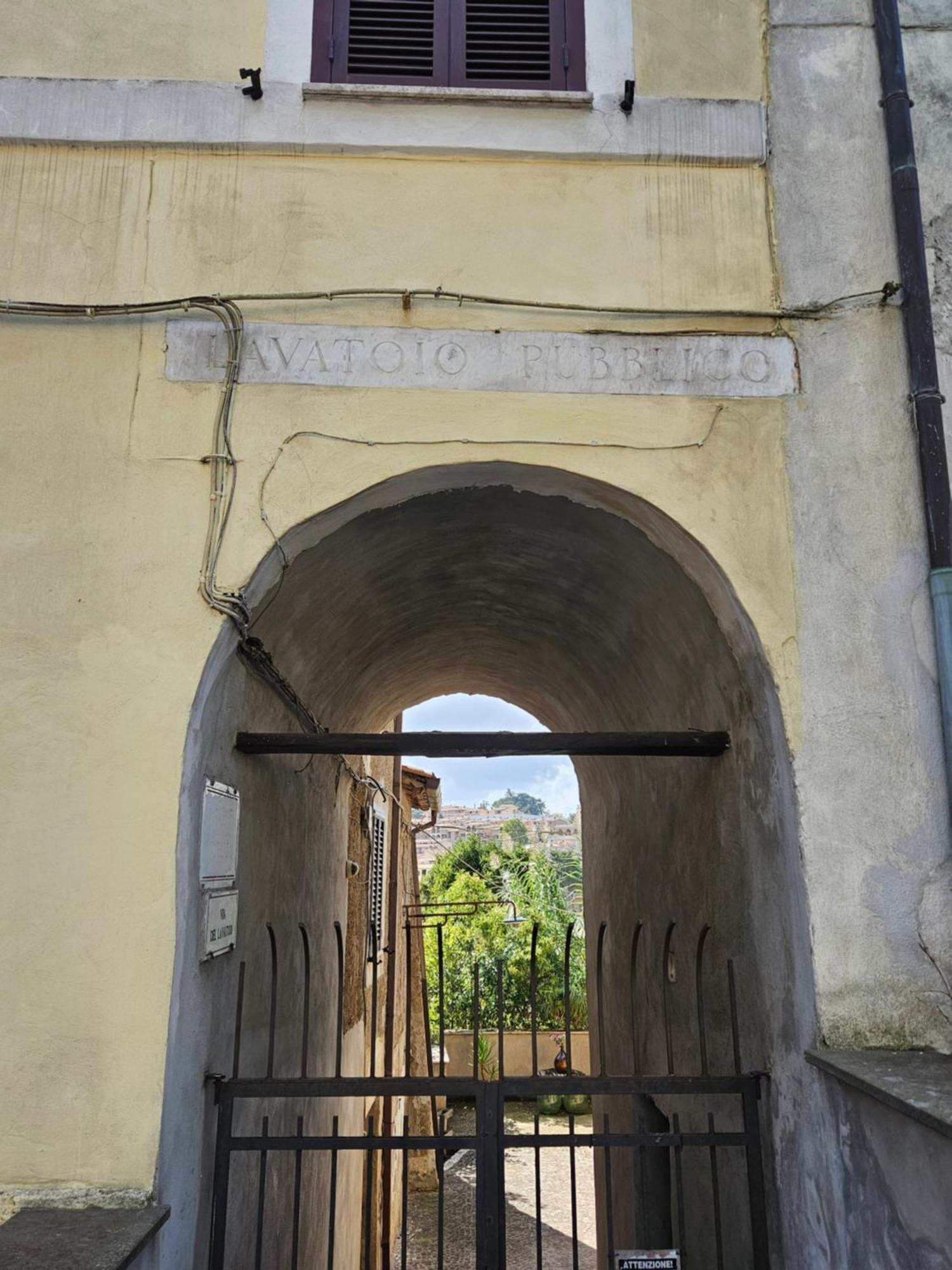Rignano Flaminio L' Antico Lavatoio Bed & Breakfast エクステリア 写真